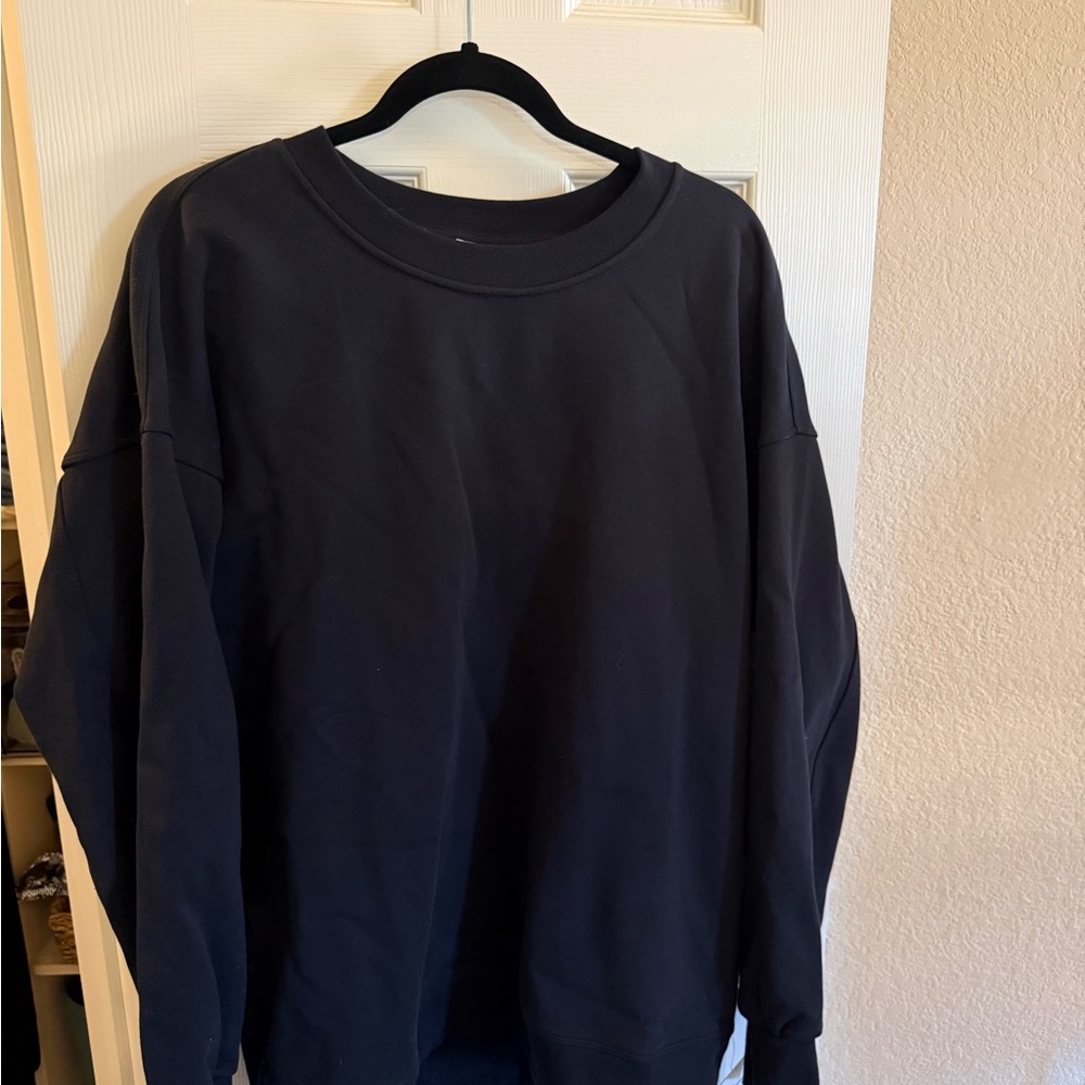 lululemon women’s perfectly oversized crew